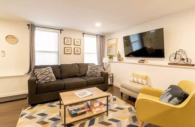 Bright, Stylish Garden Apartment minutes to NYCnn