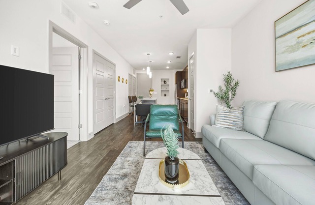 BrightHaven - 1-BR apartment in Fabulous Frisco with Gym, Pool and EvCharger