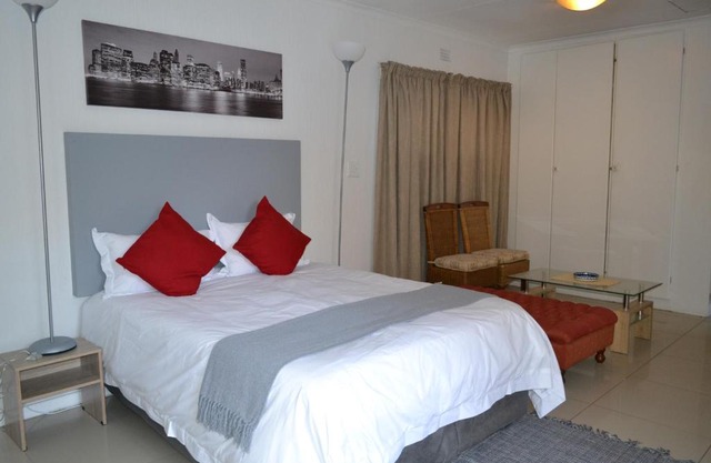 Bryanston Elgin - Cottage 3