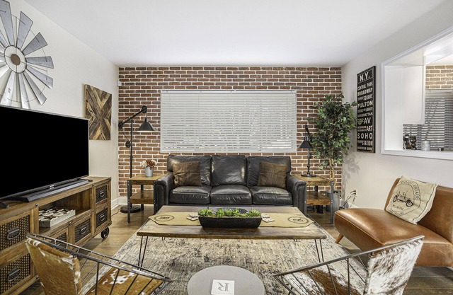 Buckhead- Atlanta Condo