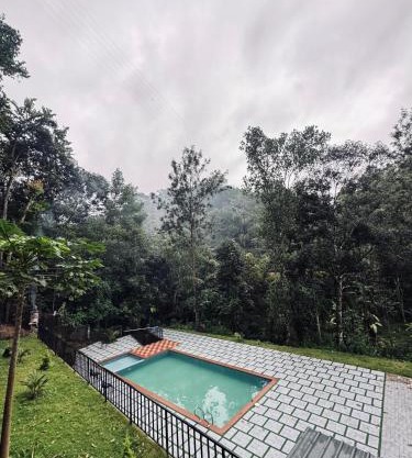 Budget scape pool villa