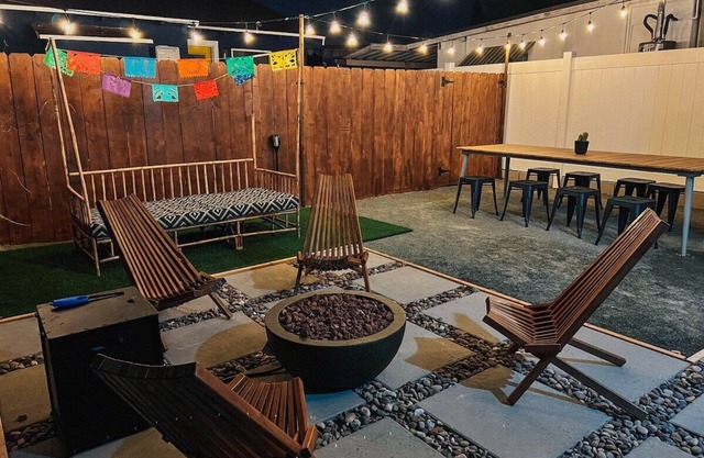 * Bueno Bueno Casita */7 min to Downtown/4 Bdr