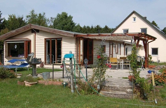 Bungalow in Lübs with swimming pool