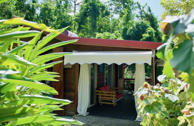 Bungalow-Luxury-Ensuite-PMR - Woch Nwe