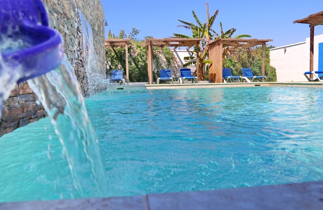 Bungalow with private pool and free Wi-Fi