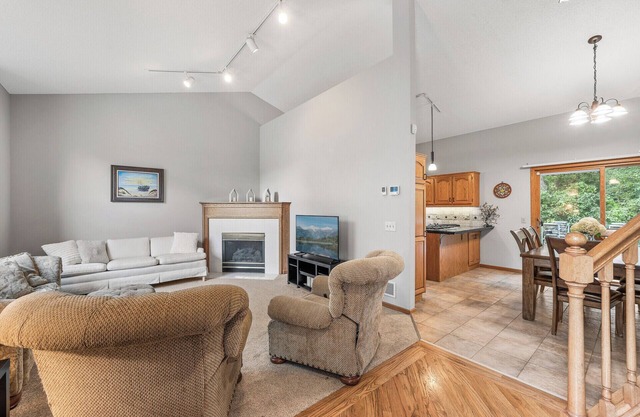 Bunker Hills House - Near Trails! 2 Kitchens and Living Spaces