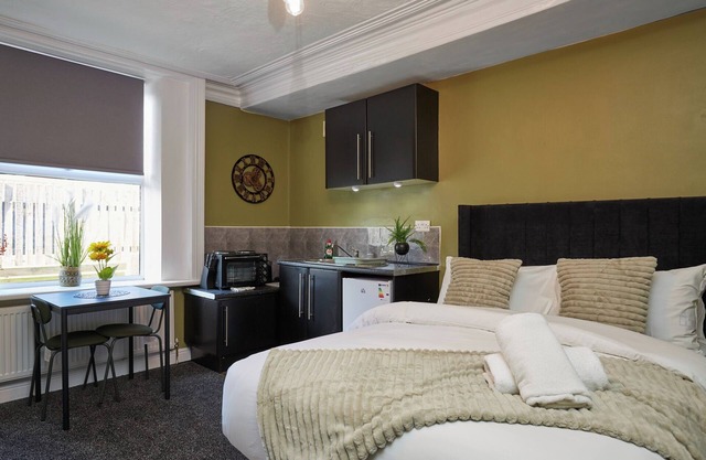 BV Aparthotel Huddersfield Ideal for Business & Leisure Stays