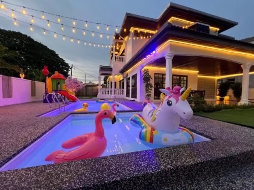 C&C Villa Pool Ipoh