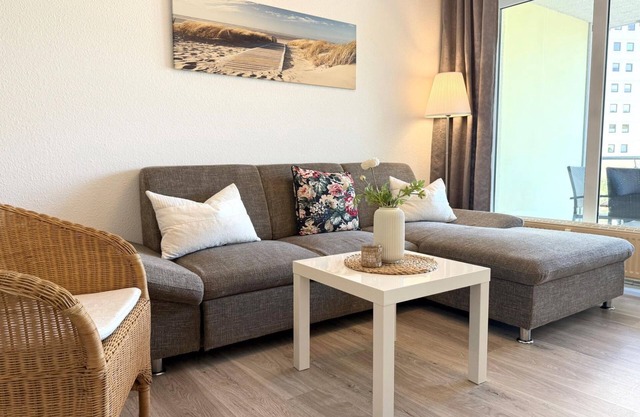 C1.1 - Bright apartment with 2 balconies for up to 6 people - House