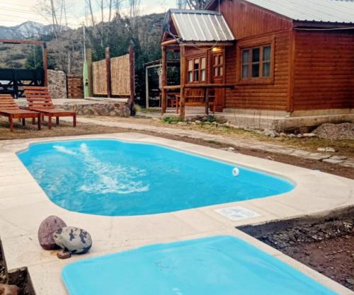Cabañas Rowal Malbec Potrerillos