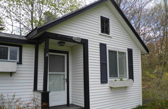 Cabin 2 at Otter Creek Inn