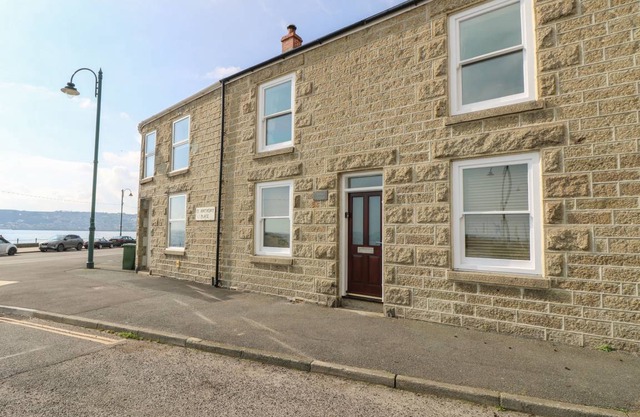 Cabin ∙ 2 bedrooms ∙ 4 guests