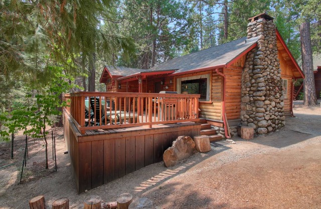 Cabin ∙ 2 bedrooms ∙ 6 guests