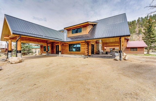 Cabin 3/4 Mi to Red River Ski & Summer Area