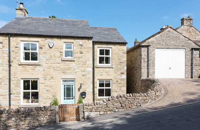 Cabin ∙ 4 bedrooms ∙ 8 guests