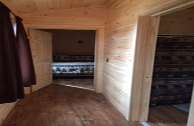 Cabin # 4 of 4 at Oak Park Marina-on beautiful Sodus Bay! Weddings & Vacations