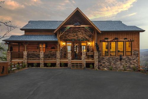 Cabin Fever - 2 Bedrooms, 2 Baths, Sleeps 8 cabin