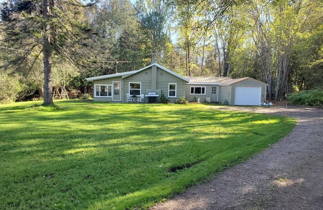 Cabin on Jordan River!