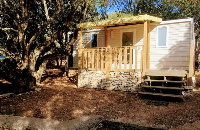 Camping Campo Di Liccia Maquis People 