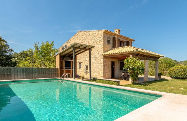 Can Avinent by Mallorca North Villas