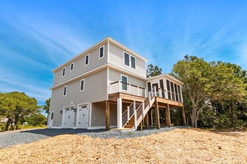 Canalfront, water views, wild horses! 4x512, No Bad Days