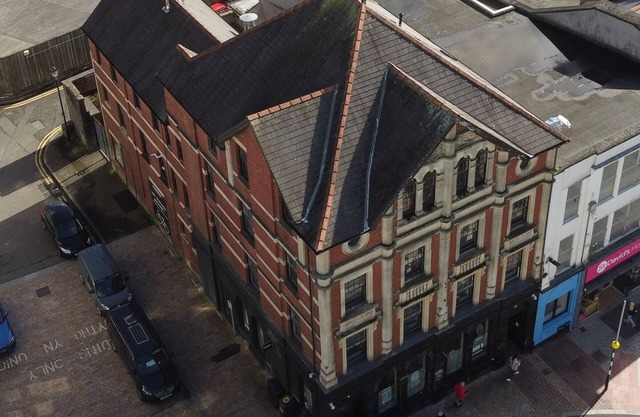 Captivating 1-Bed apartment, Merthyr Tydfil -