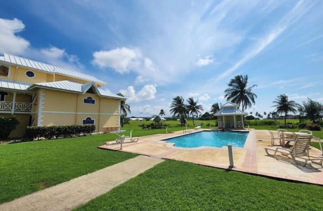 CaribBliss Suite - Tobago Plantations 2 bedroom Condo nn