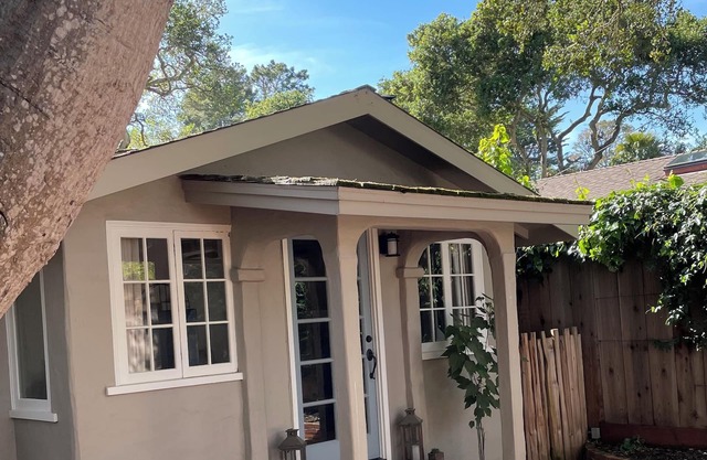 Carmel-by-the-Sea Cottage-Great Walking Location