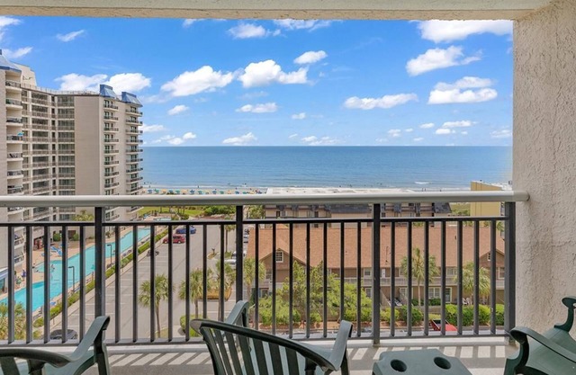 Carolina Winds 8801, A Family-Friendly Condo with Pools & Lazy River