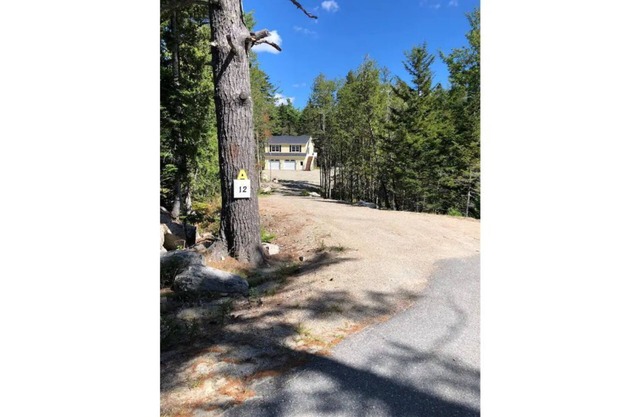 Carriage House Hosted by Paul and Claudia