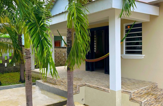 Casa Carimi - 3BR vacation home, family or group seeking relaxation & exploring.