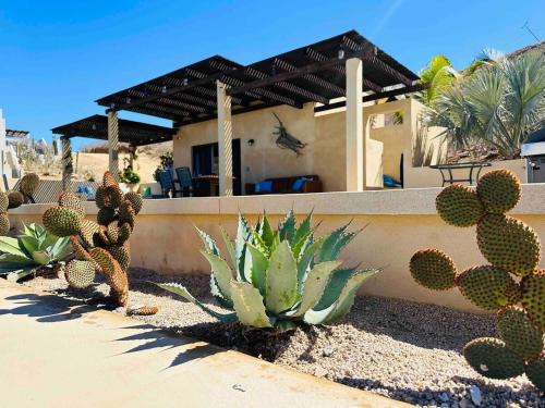 Casa Corazon - Private Home w Mtn & Ocean Views!