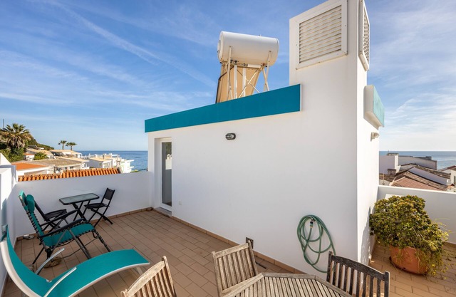 Casa Da Paz and Love