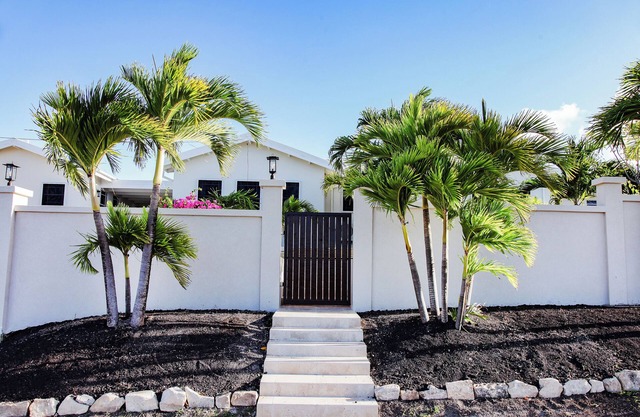 Casa del Sol. Beautifully appointed four bedroom villa with stunning views!