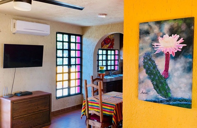 Casa Edilia - Smack in the middle of town/one block from the beach