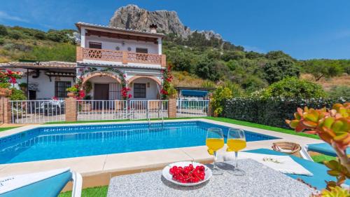 Casa El Carril Benalauria by Ruralidays