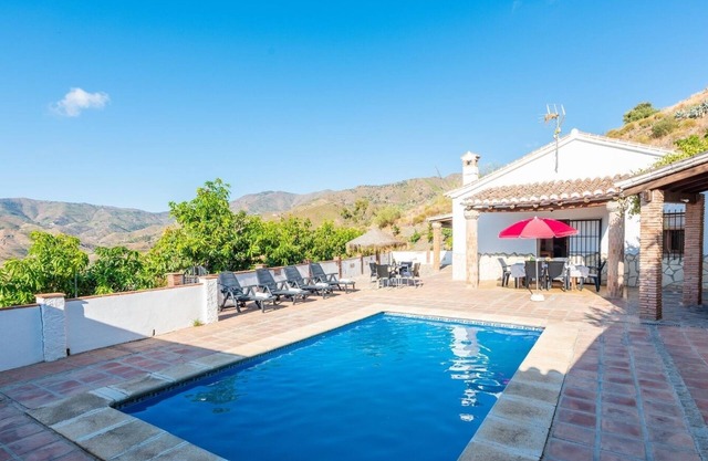 Casa El Cerro El Borge by Ruralidays