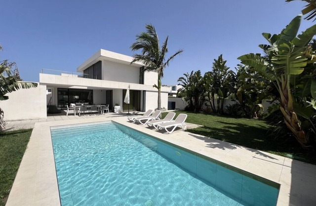 Casa Haizea - Luxury holiday home for up to 10 pax with private pool close to the beach