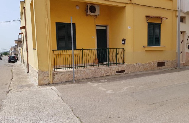 Casa indipendente Salento di 140 mq con ampio terrazzo interno