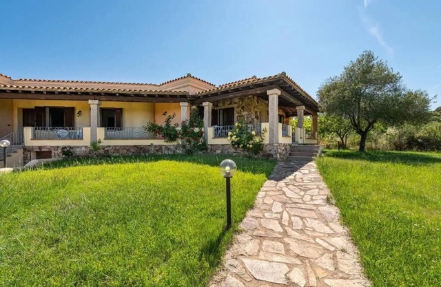 Casa Pompia 3 - Two Bedroom Apartment, Sleeps 4