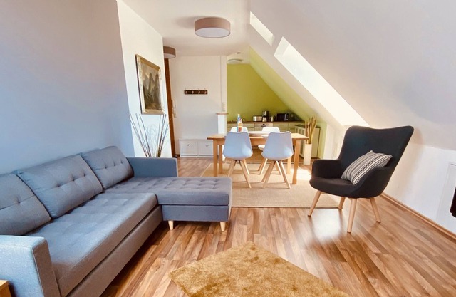 Casa Rehse - Cozy attic apartment 24h self-check-in via key box