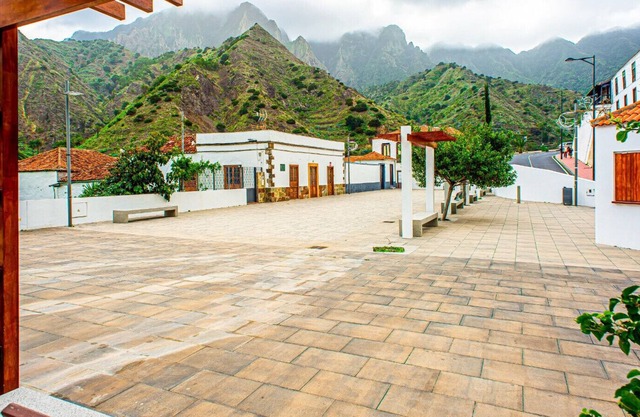 Casa rural con encanto, Free wifi, terraza, Hermig