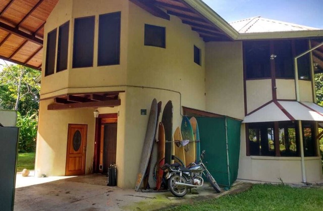 Casa Stellar - Amazing Beach Home near the heart of the jungle