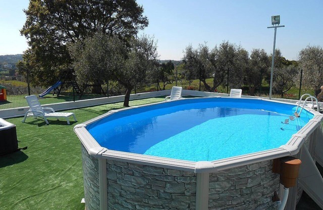Casa Viola C: A welcoming apartment surrounded by the greenery, with Free WI-FI.