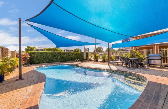 Cascade Motel In Townsville