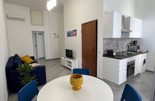 Casina at 32 apartment historical center Palermo