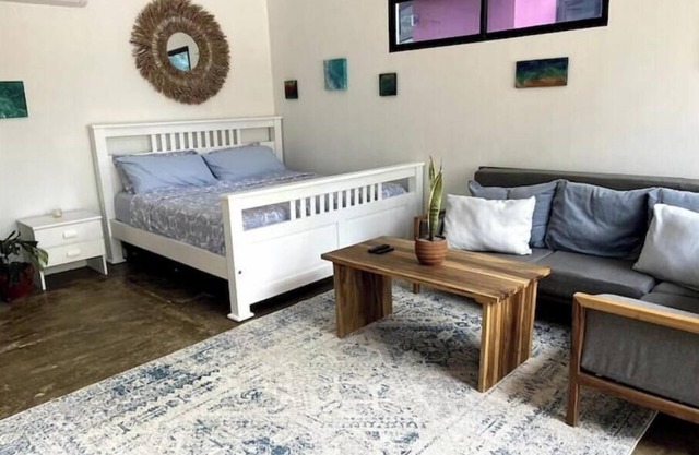 Casita Nomad, walk to the beach