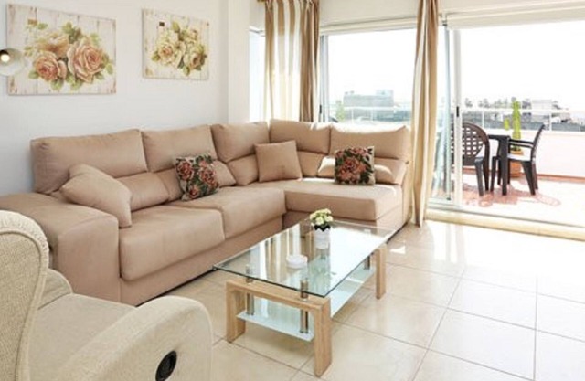 Casitasmanoli, 100 m from the beach, WI-FI, terrace, views