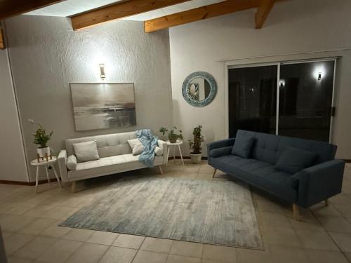 Catrachos Place