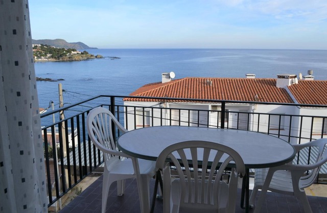 CAU DEL LLOP 12 Apartment with terrace and spectacular views